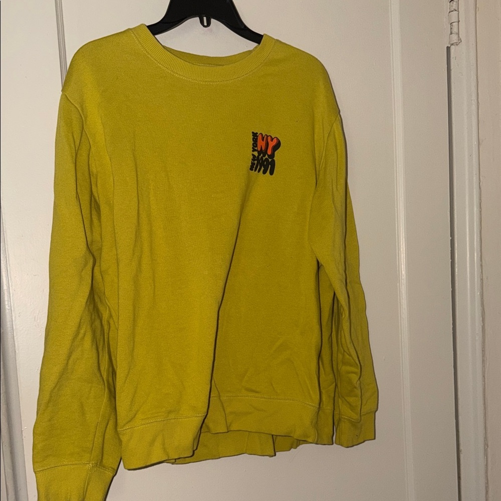 cotton on Yellow Graphic Sweatshirt size: XL